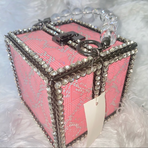 Cube Purse - Picture 9 of 12